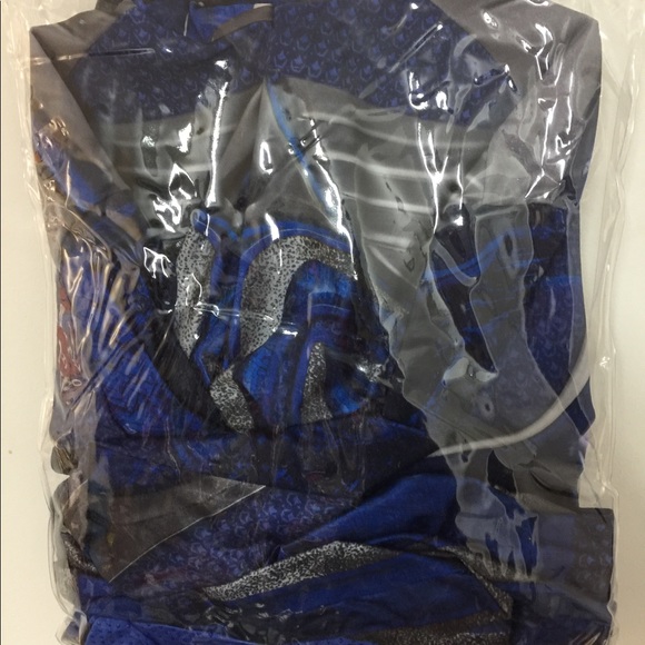 Blue Power Rangers Costume - Picture 4 of 8